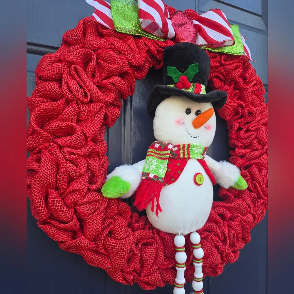 Cheerful Snowman Holiday Wreath by